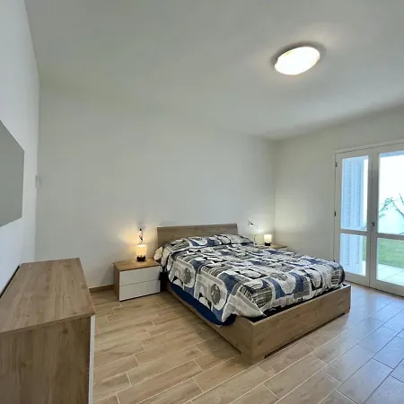 Villetta Con Piscina Privata Budoniaffitti וילה