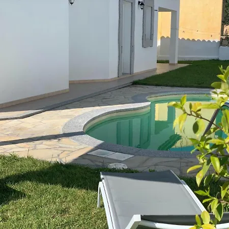Villetta Con Piscina Privata Budoniaffitti וילה Schifoni